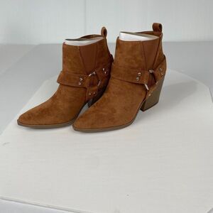 Women's Bootie YOKI Ankle Boots Goldie Harness Bootie Size 7 Muriel Rust New